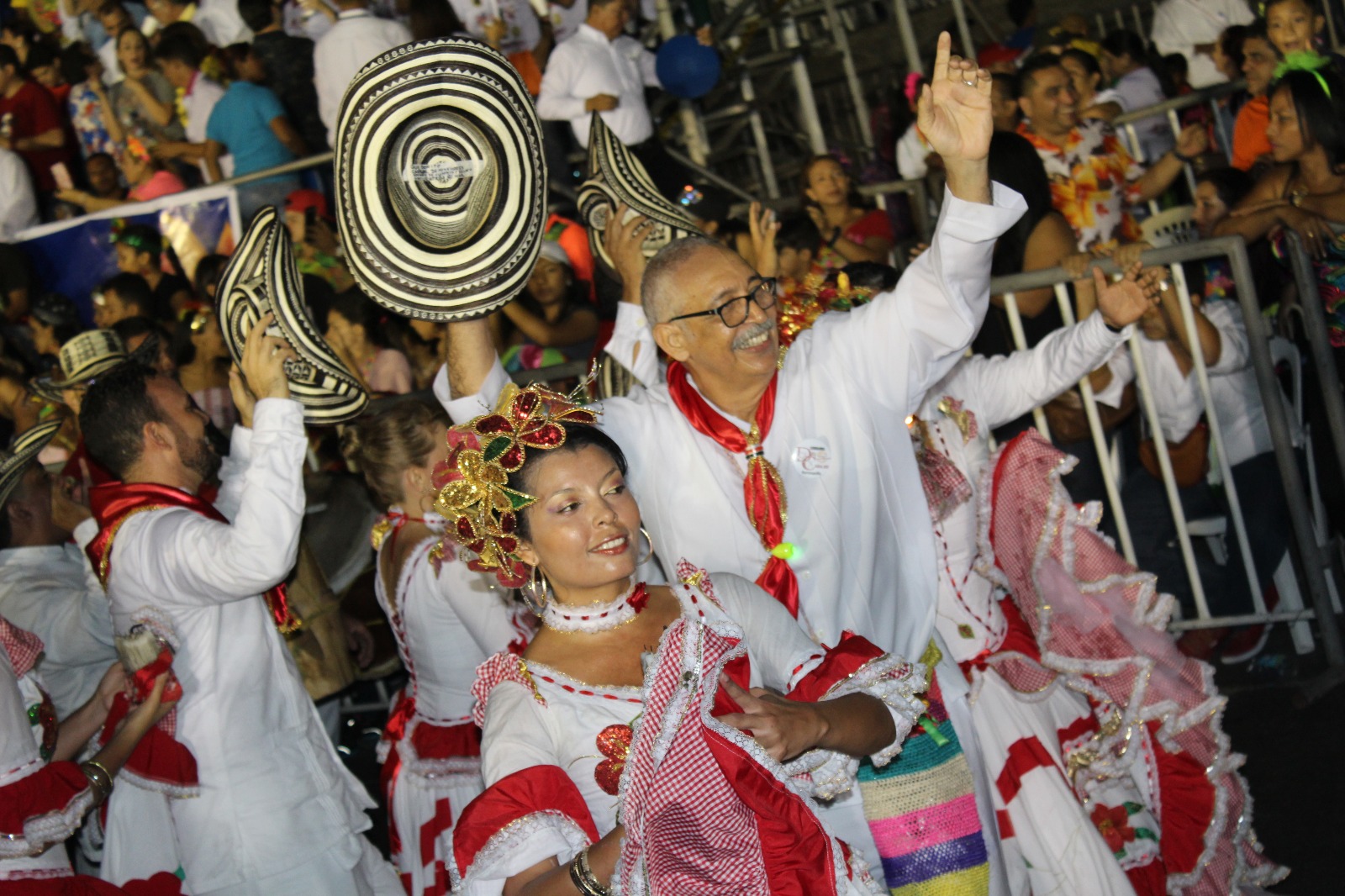 La Cumbia, baile tradicional /Foto FarfreyFashion